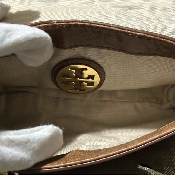 Vintage Tory Burch Brown leather Crossbody Bag with Gold Chain - Picture 10 of 14